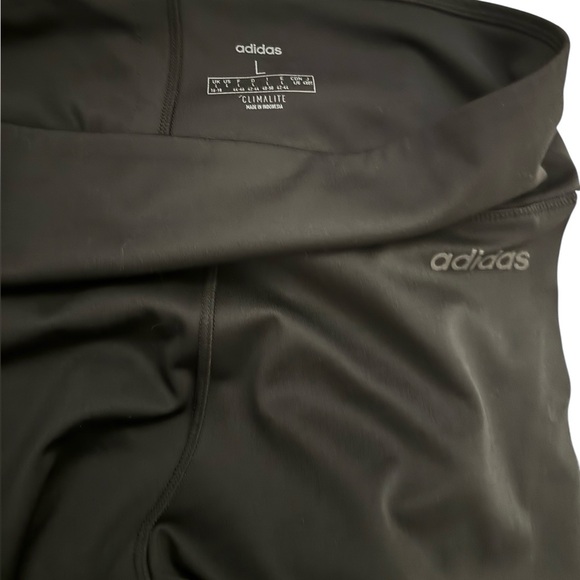 ADIDAS Classic Athletic Leggings‎ - Picture 3 of 4